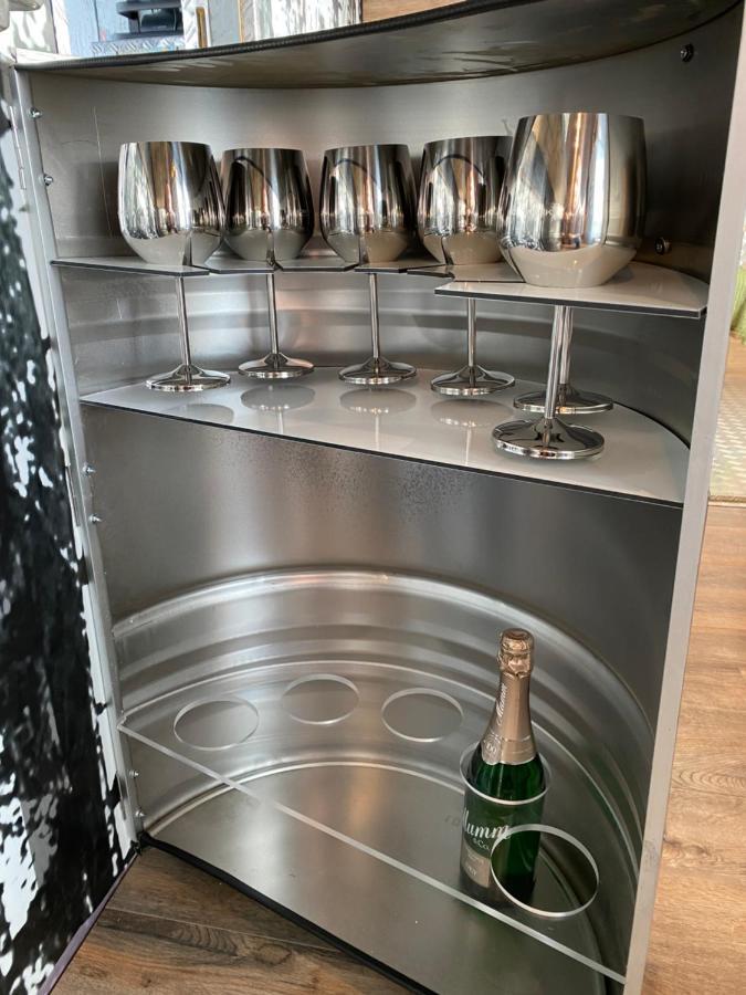 Gleis 2, Waggon Mit Ofen, Optional Mit Whirlpool Und Sauna Dahlem  Zewnętrze zdjęcie